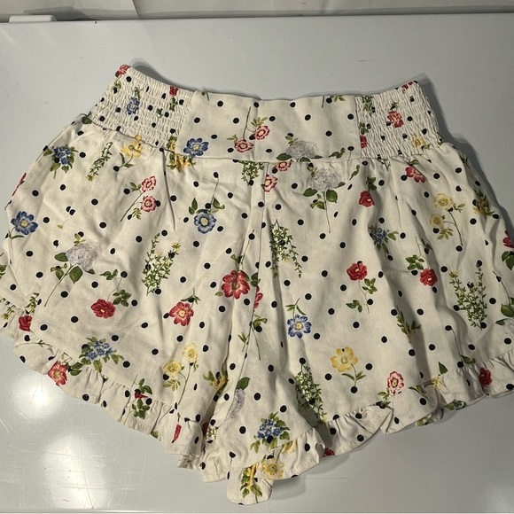 JENNIE POLKA DOT FLORAL MIX SHORTS - Picture 9 of 10